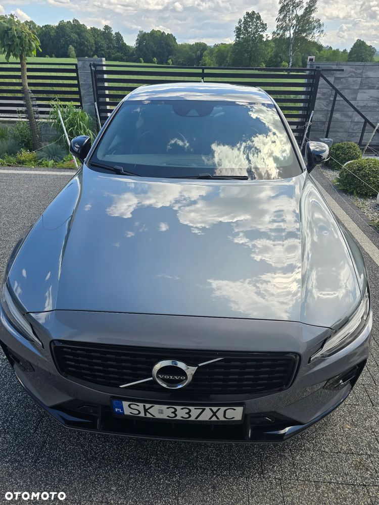 Volvo S60 B4 B R-Design - 9