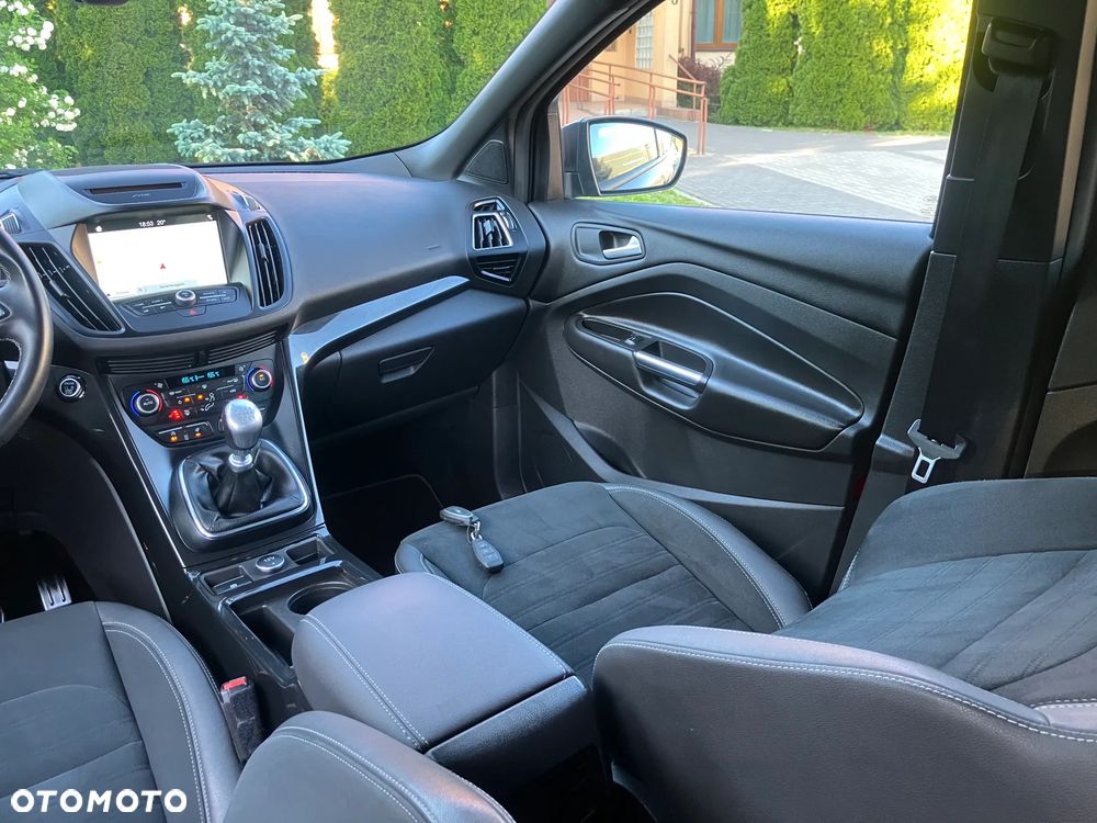 Ford Kuga 1.5 EcoBoost FWD ST-Line ASS GPF - 33