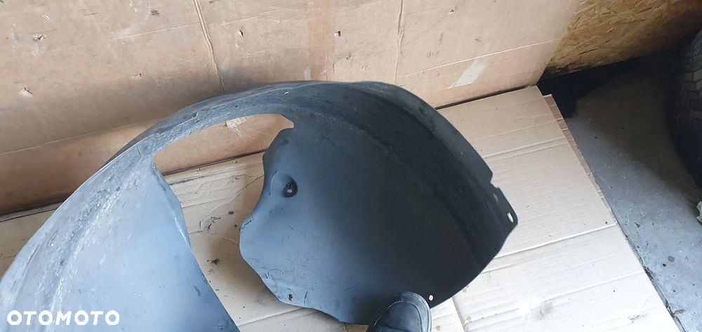 Nadkole prawy przód przednie prawe VW Passat B6 3C0805978 - 3