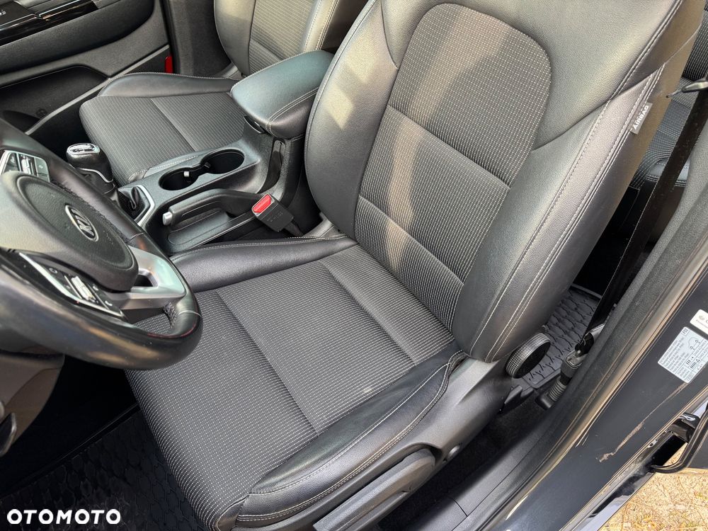 Kia Sportage 1.6 T-GDI Black Edition 2WD - 16