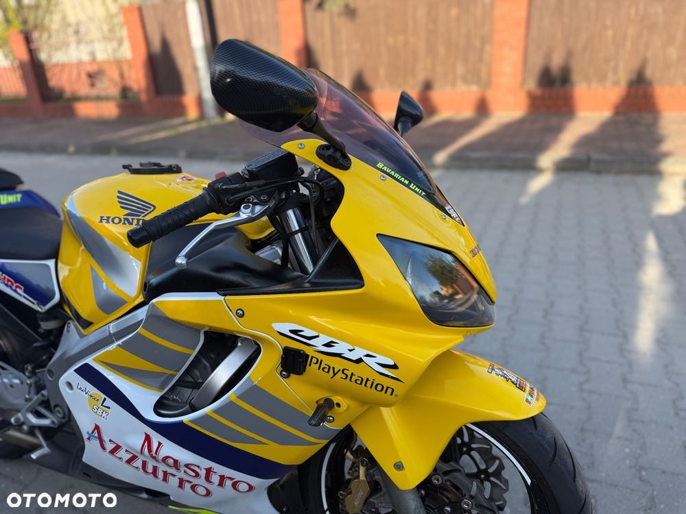 Honda CBR - 4