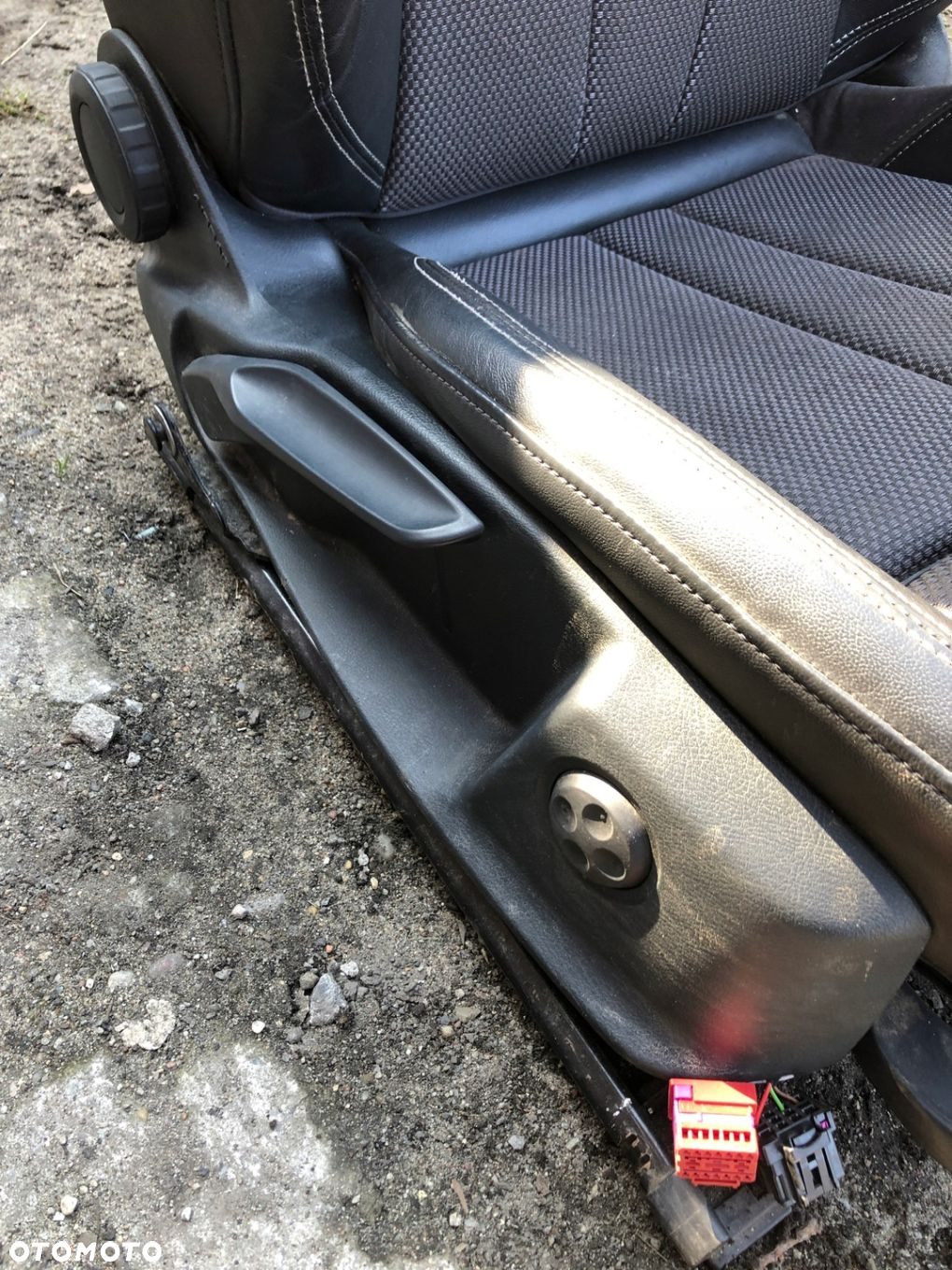 A4 B9 15-19 SEDAN S-LINE FOTELE SKÓRA MATERIAŁ BOCZKI PODŁOKIETNIK KPL - 5