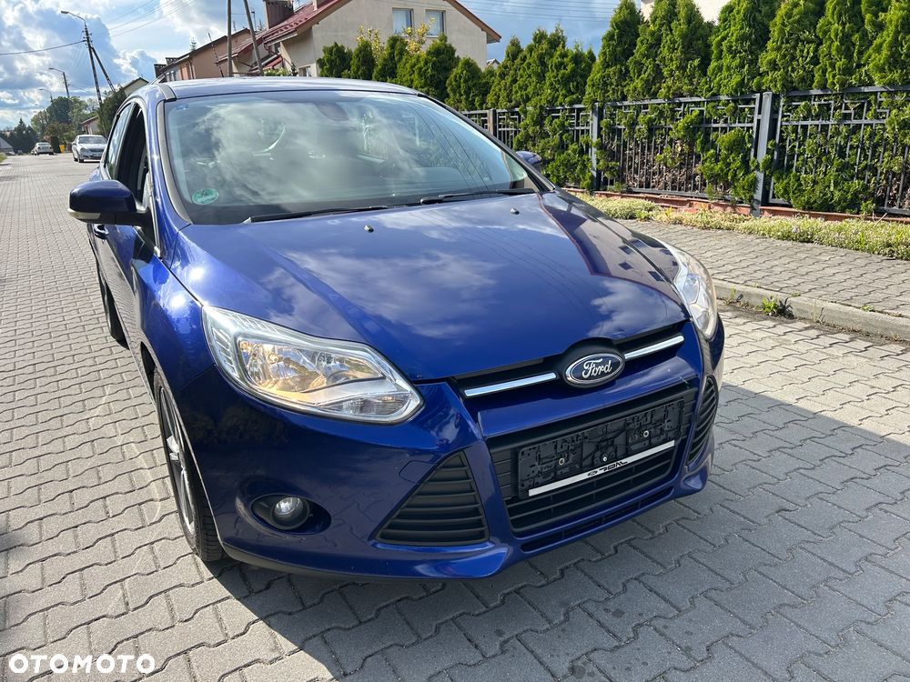Ford Focus 2.0 TDCi DPF Titanium - 11