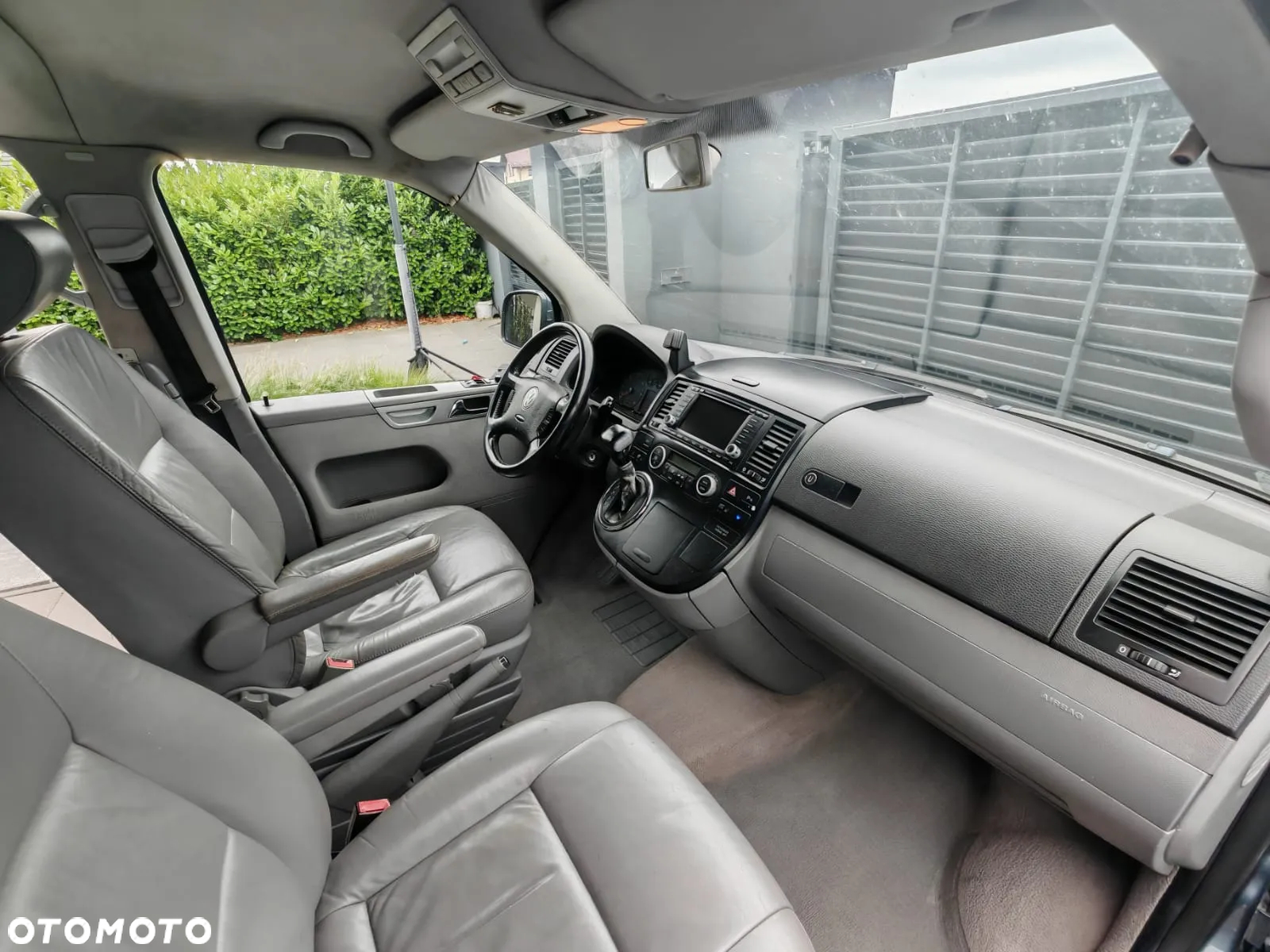 Volkswagen Multivan - 8
