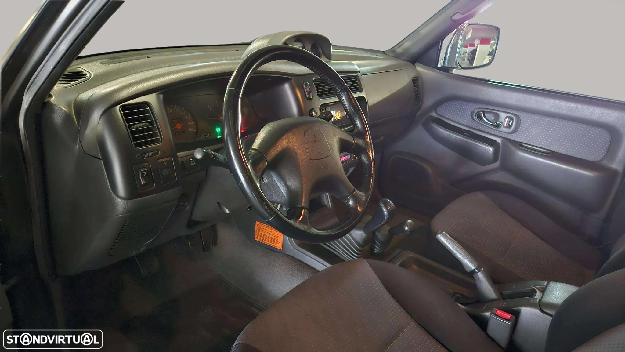 Mitsubishi L200 2.5 TD CD Strakar ABS+AC - 19