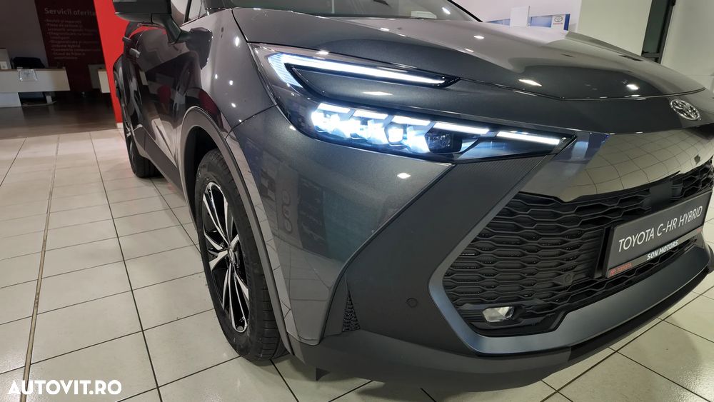 Toyota C-HR - 9
