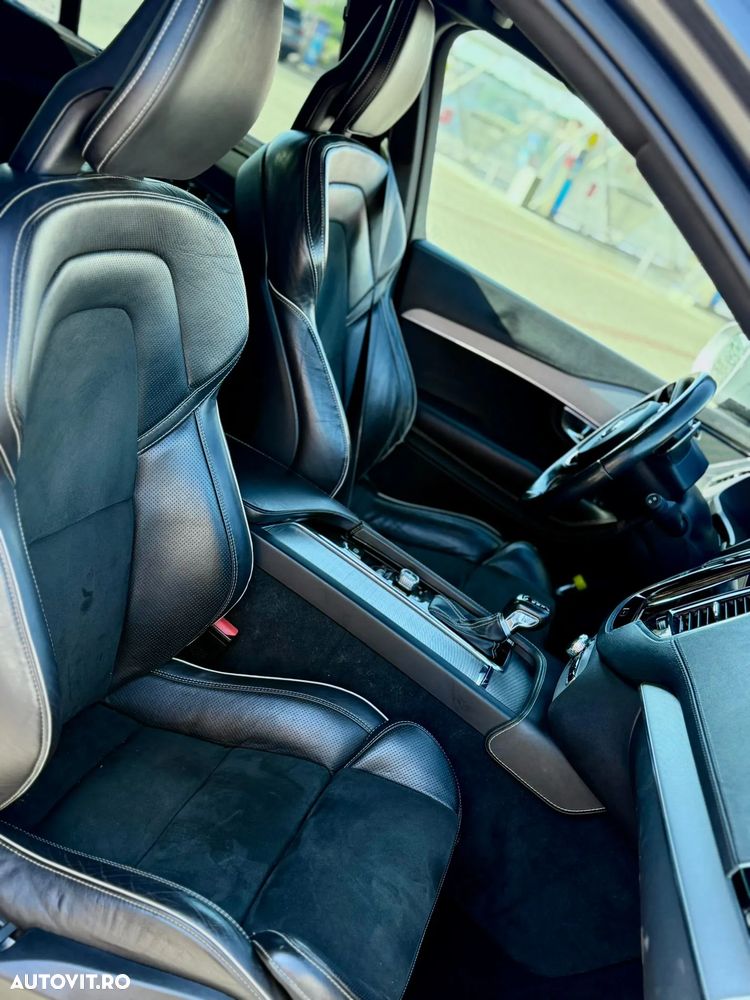 Volvo XC 90 B5 D AWD Geartronic RDesign - 32