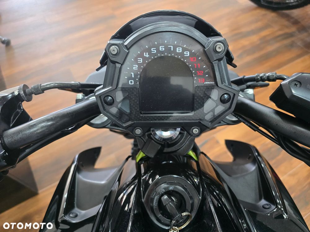 Kawasaki Z 650 - 11