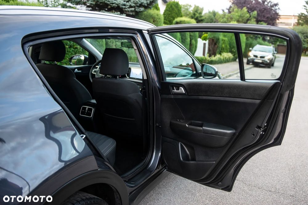 Kia Sportage 1.6 GDI 2WD Attract - 35