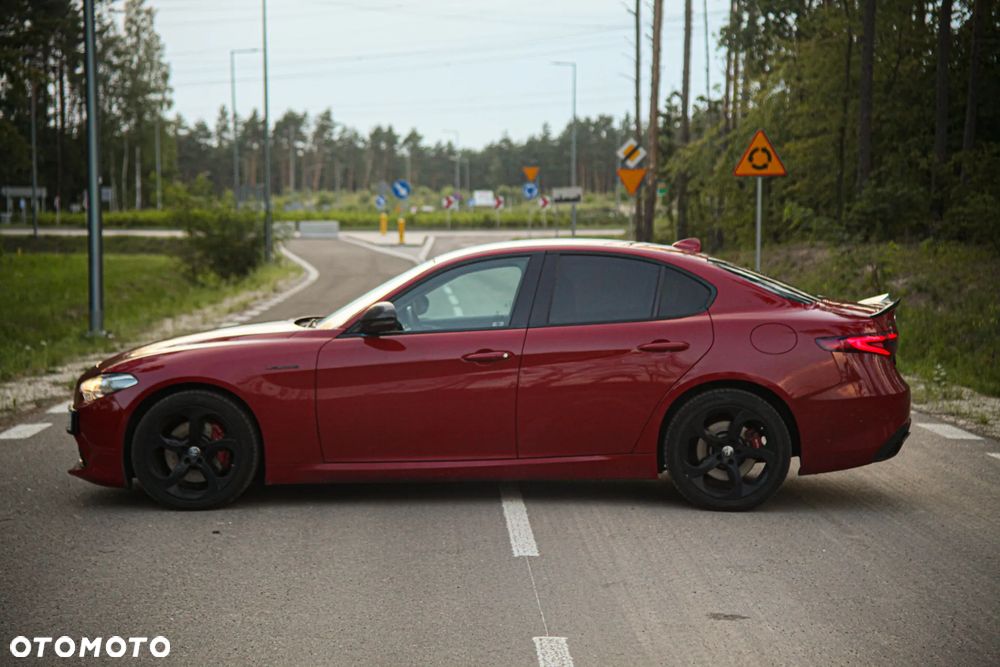 Alfa Romeo Giulia 2.0 Turbo Veloce Q4 - 6