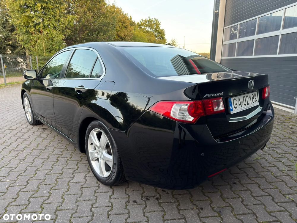 Honda Accord 2.0 Comfort - 4