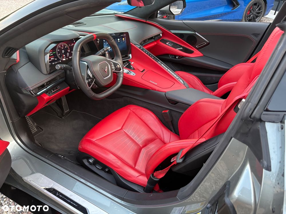 Chevrolet Corvette - 29