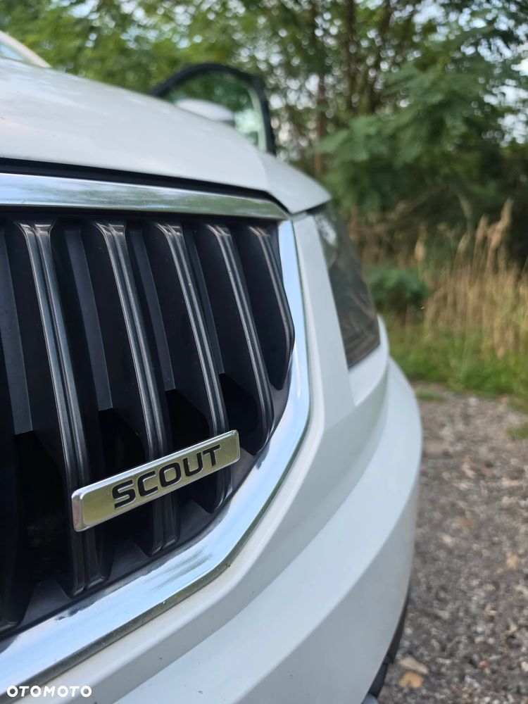 Skoda Octavia Scout 2.0 TDI 4x4 DSG - 1