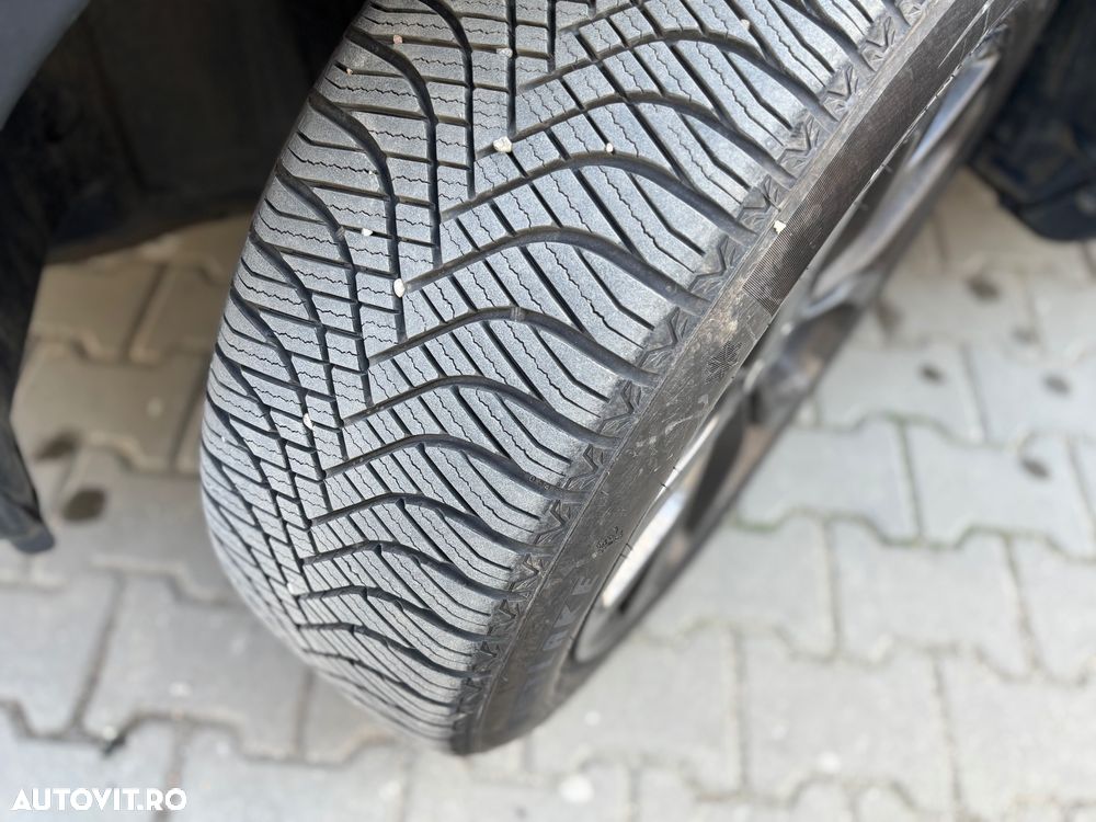 Land Rover Discovery Sport 2.0 l SD4 HSE Aut. - 19