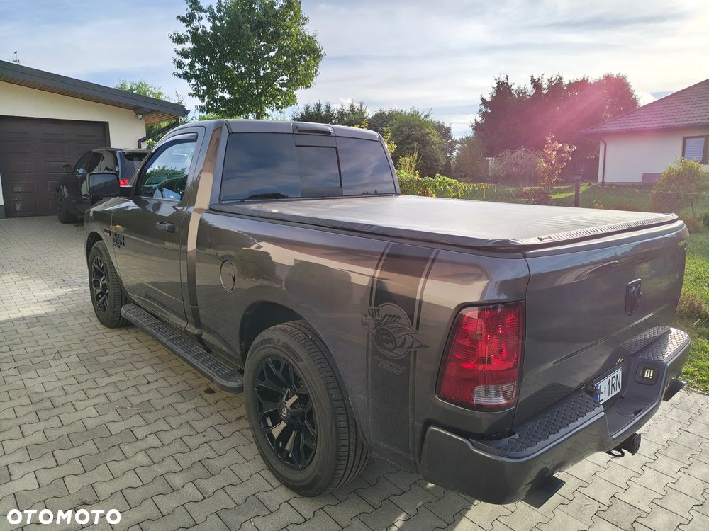 Dodge RAM - 4