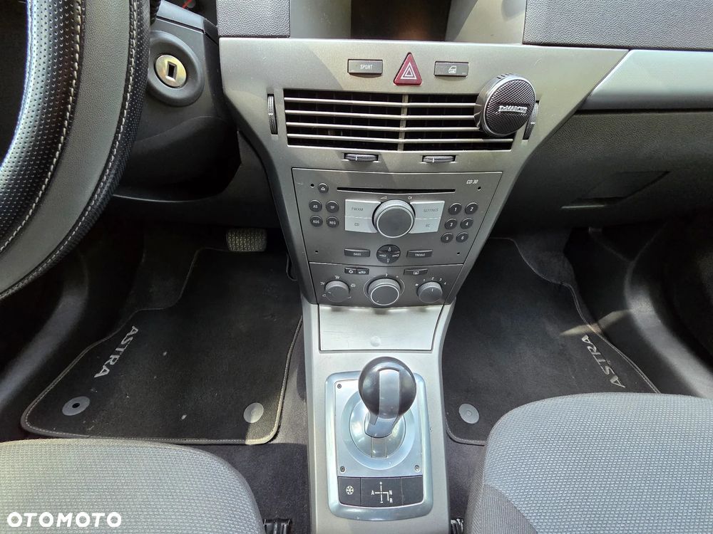 Opel Astra 1.6 Elegance Easytronic - 10
