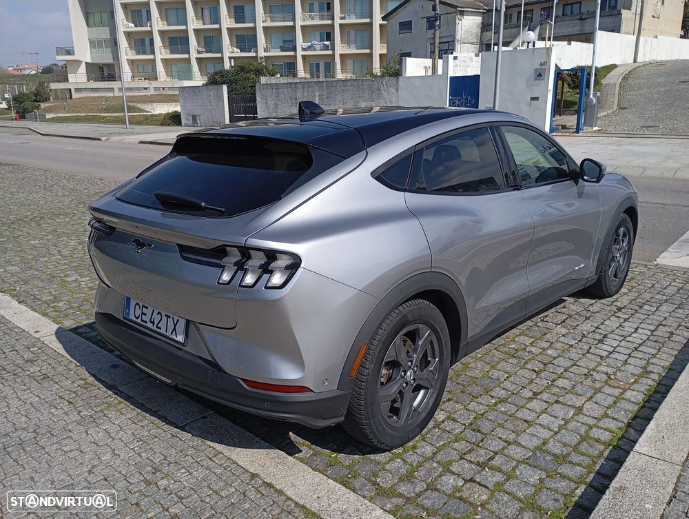 Ford Mustang Mach-E 75.7 kWh Premium AWD - 25