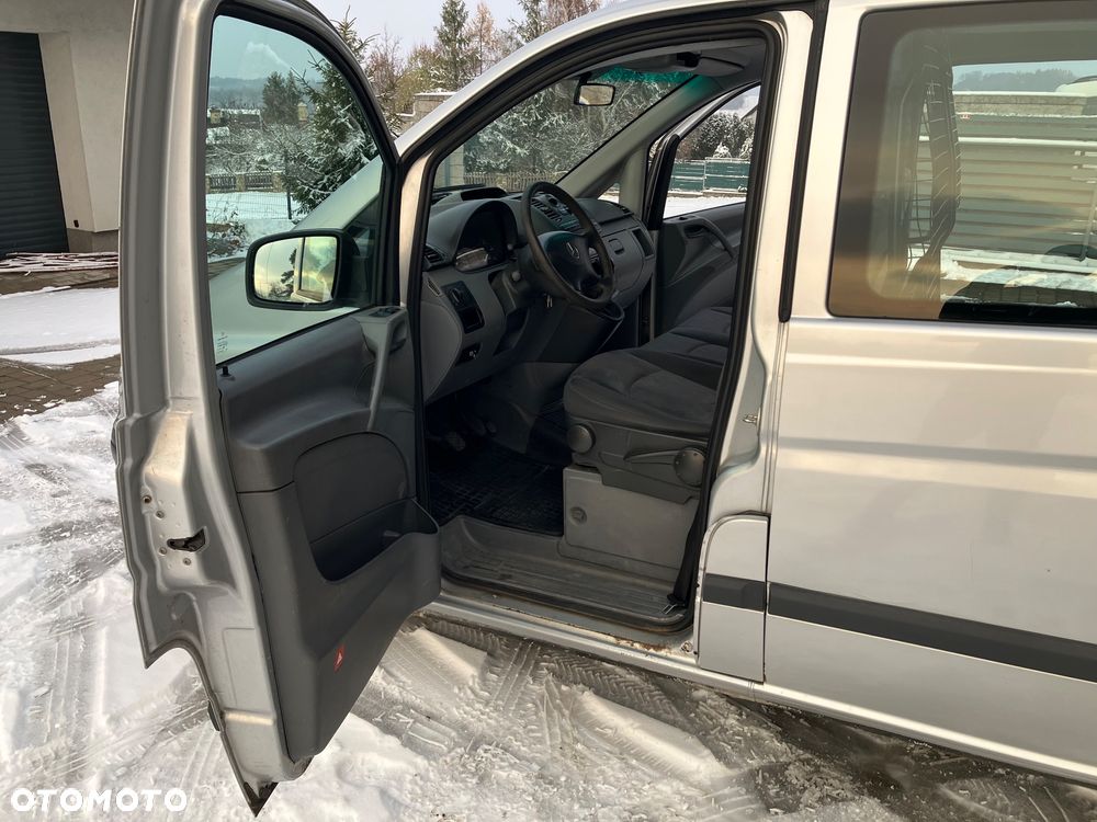 Mercedes-Benz Vito Univan 639.603 - 17