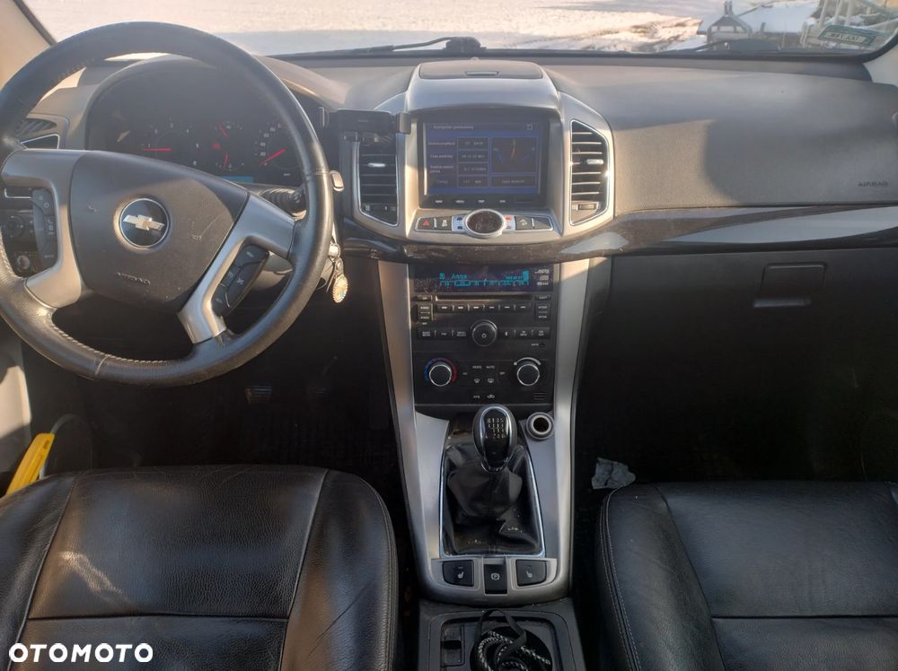 Chevrolet Captiva 2.2 D LTZ - 7