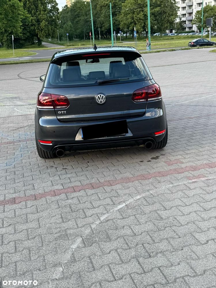 Volkswagen Golf 2.0 TSI GTI DSG - 4