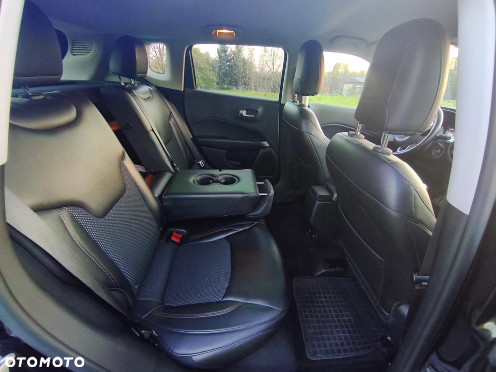 Jeep Compass 1.4 TMair Limited FWD S&S - 12