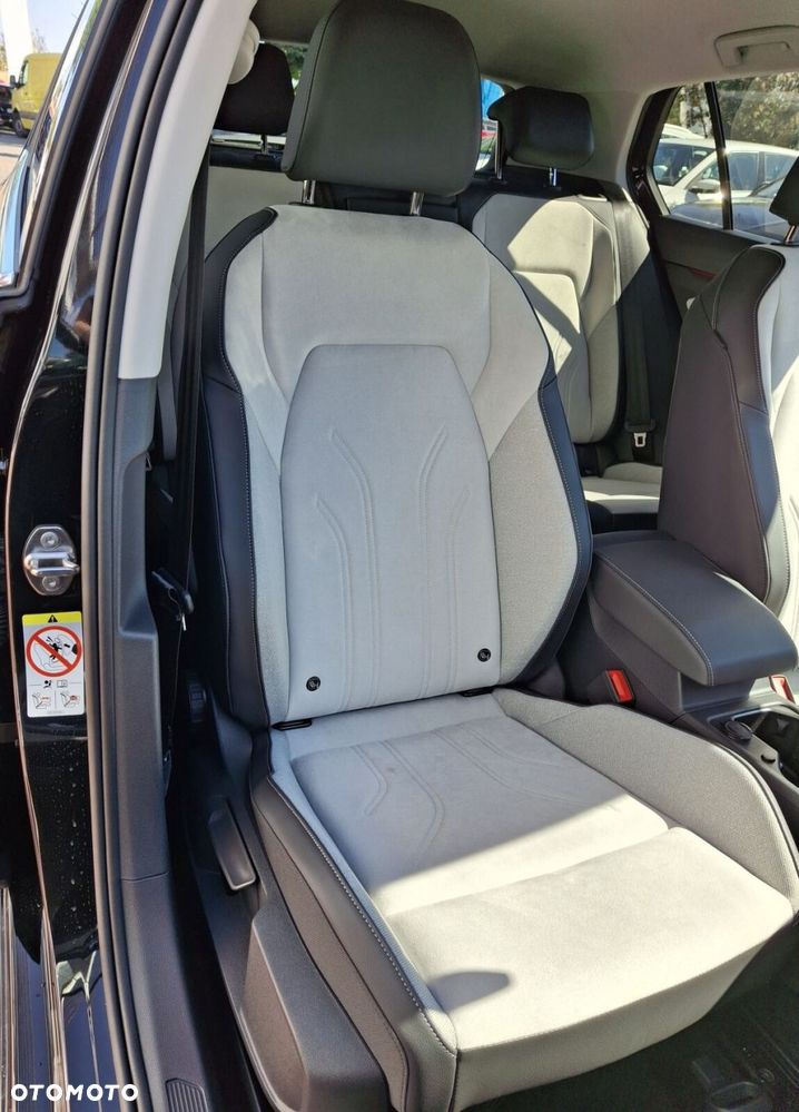 Volkswagen Golf - 18