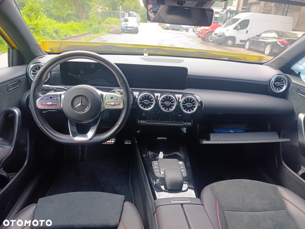 Mercedes-Benz Klasa A 200 4Matic 8G-DCT AMG Line - 9
