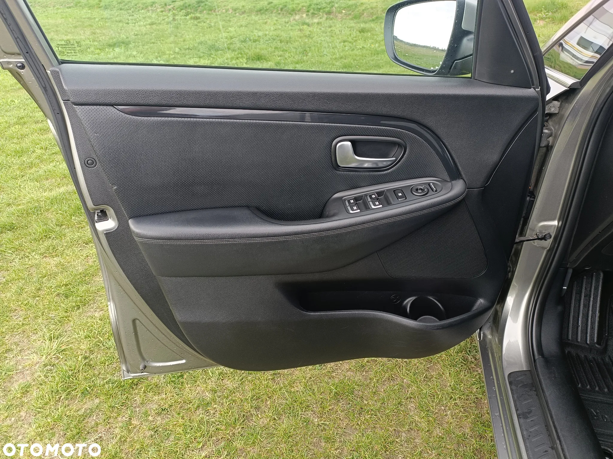 Kia Carens 1.7 CRDi Edition 7 - 13