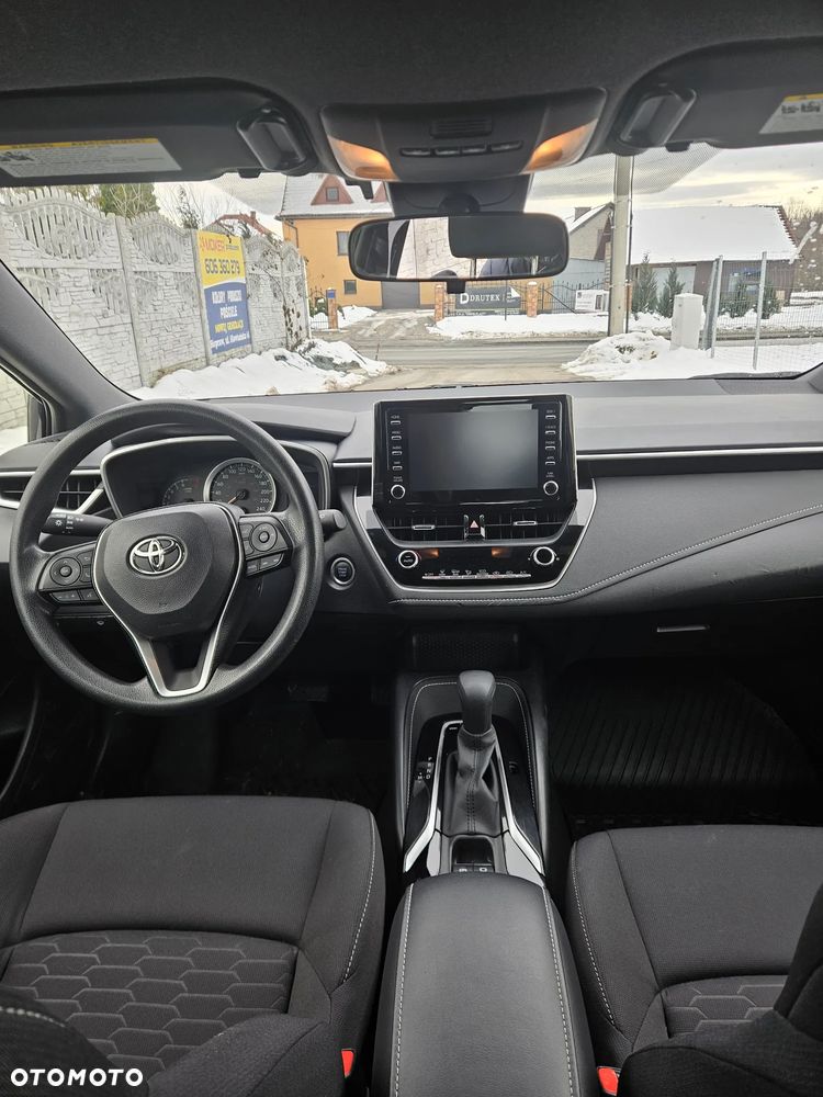 Toyota Corolla - 8