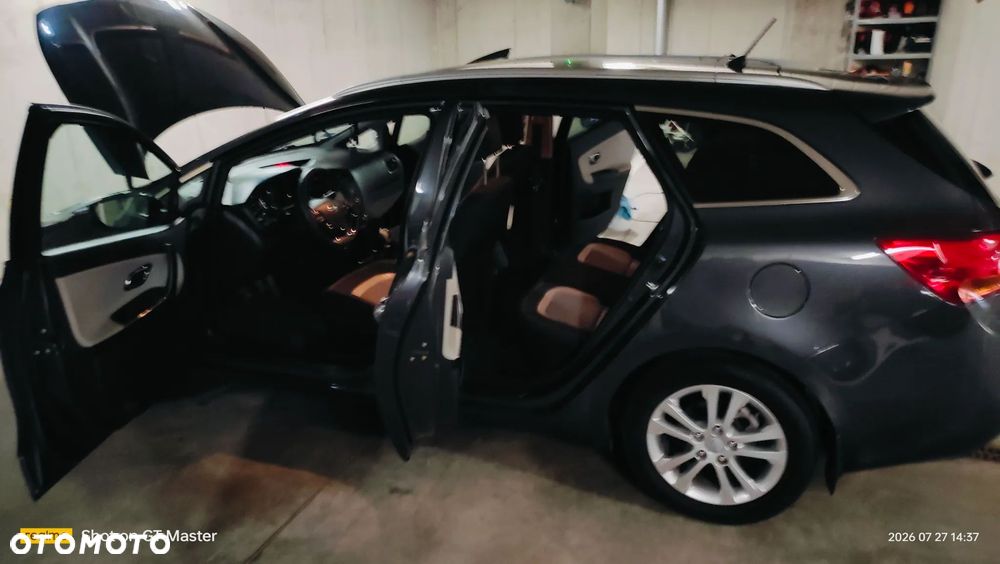 Kia Ceed - 15