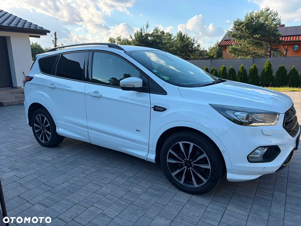 Ford Kuga 2.0 TDCi 4x4 ST-Line - 3