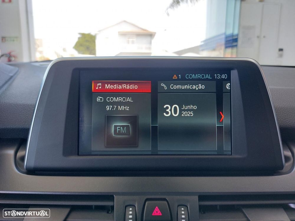 BMW 225xe Active Tourer Advantage - 25