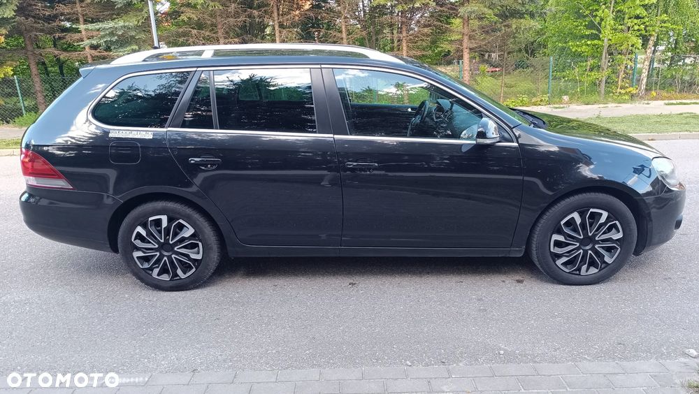Volkswagen Golf 1.6 TDI DPF Comfortline - 10
