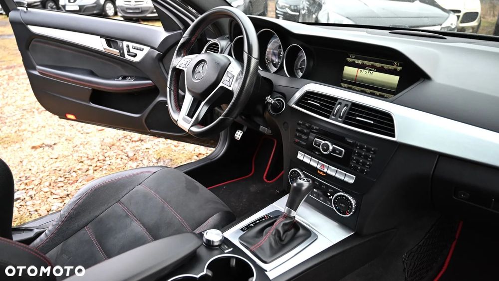 Mercedes-Benz Klasa C 350 7G-TRONIC Edition - 22