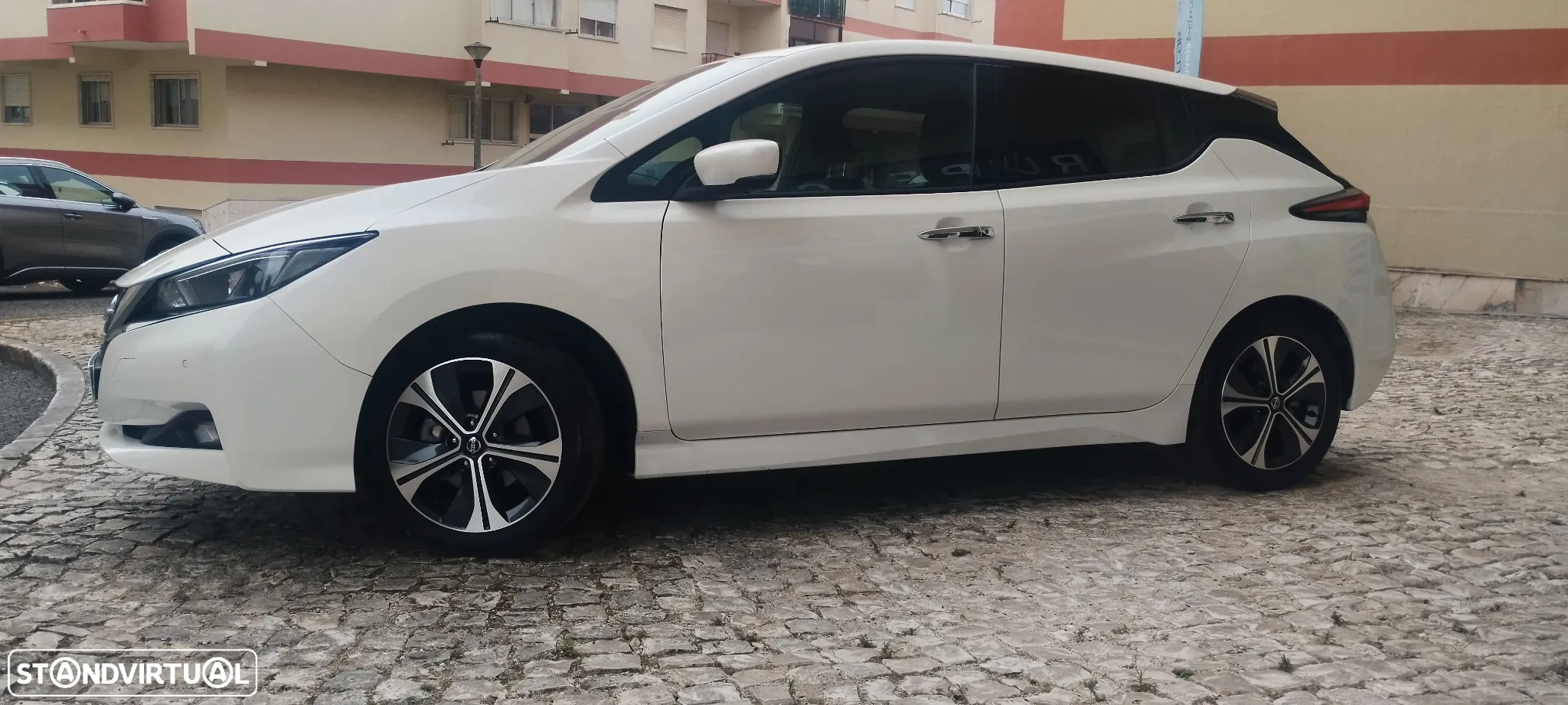 Nissan Leaf N-Connecta - 8