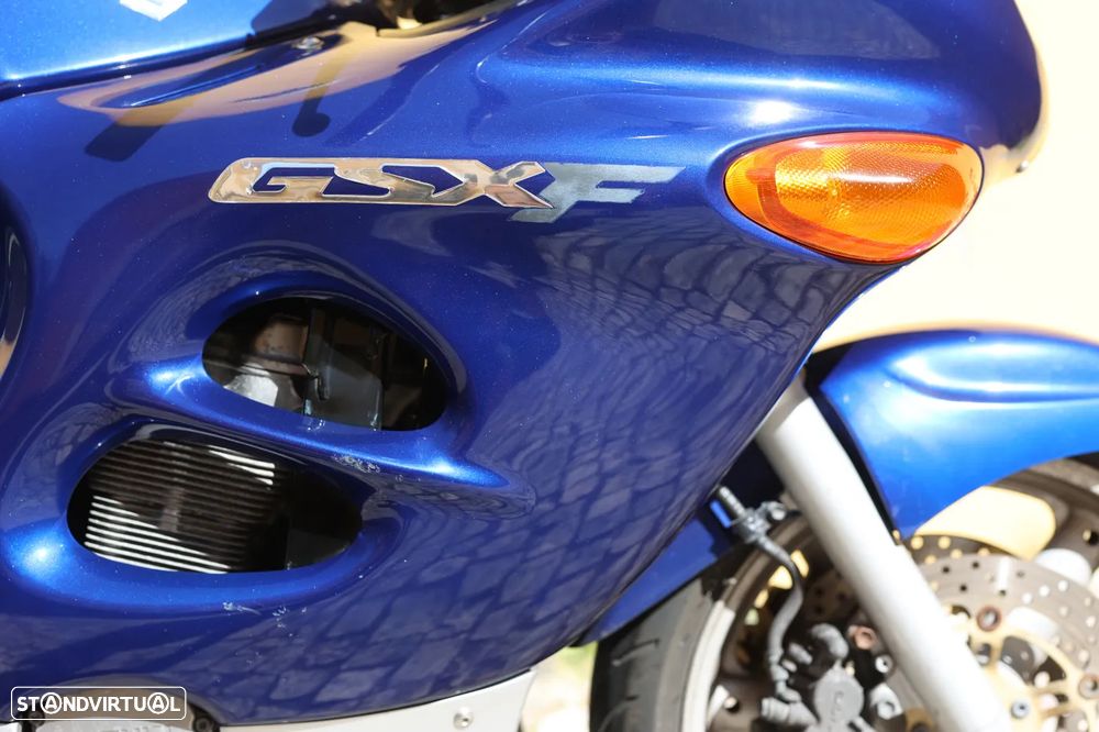 Suzuki GSX - 5