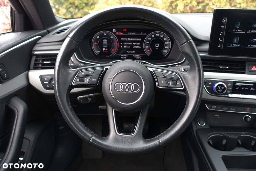 Audi A4 Limousine - 16