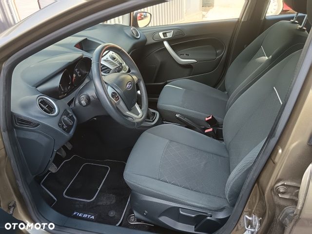 Ford Fiesta 1.25 Champions Edition - 14