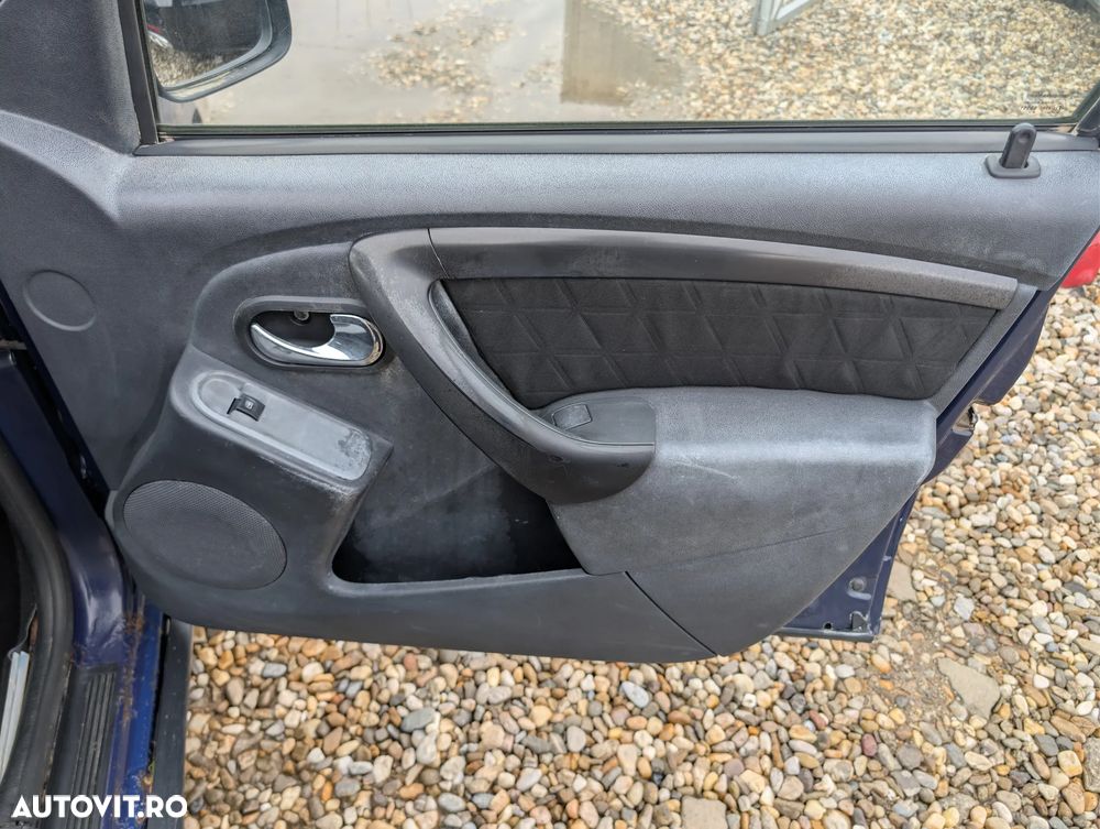 Dacia Duster 1.5 dCi 4x4 Ambiance - 17