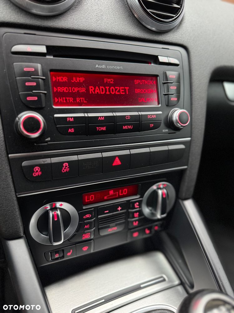 Audi A3 Sportback 2.0 TDI DPF S line Sportpaket - 23