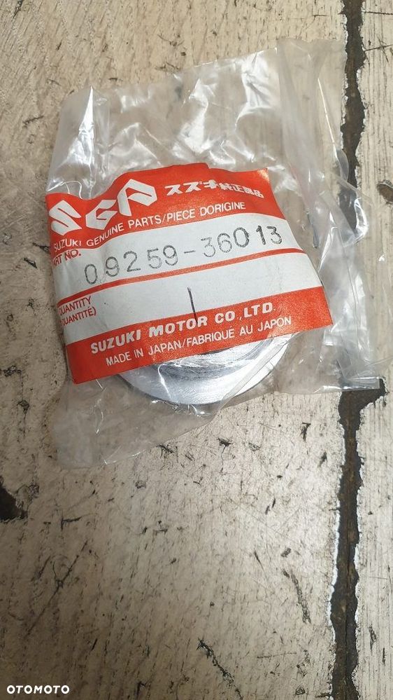 Korek pokrywy sprzęgła Suzuki TL1000S TL1000R DR-Z400 AN650  09259-36012 - 2