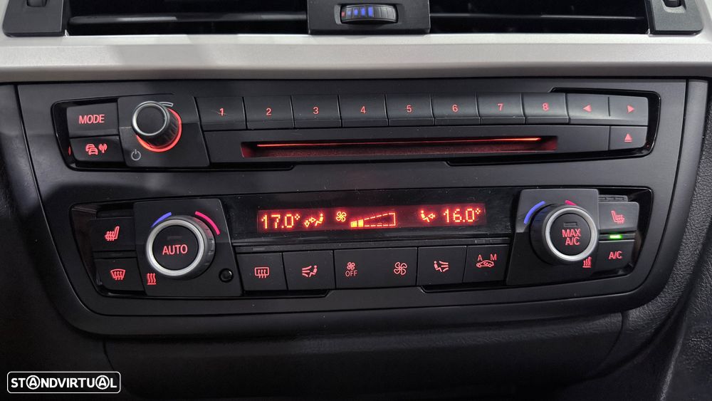 BMW 320 d Luxury Line - 16