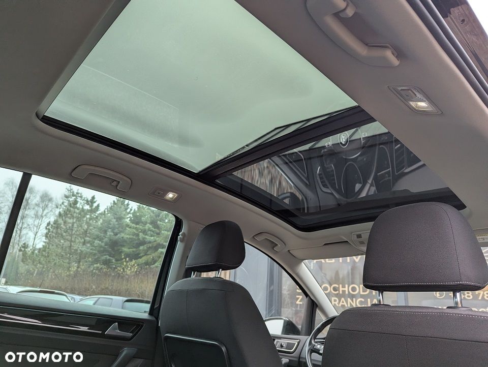 Volkswagen Golf Sportsvan 1.5 TSI ACT DSG Highline - 16