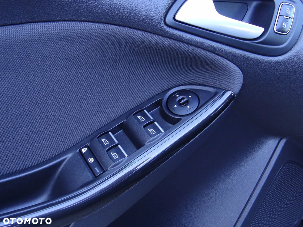 Ford Focus 1.0 EcoBoost Titanium ASS - 14