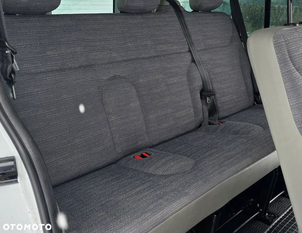 Renault Trafic Passenger Pack Clim - 15