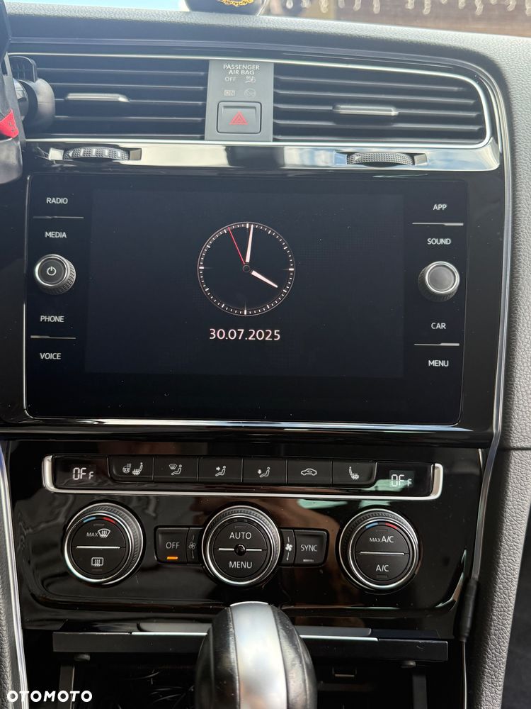 Volkswagen Golf 2.0 BlueTDI DSG Highline - 20