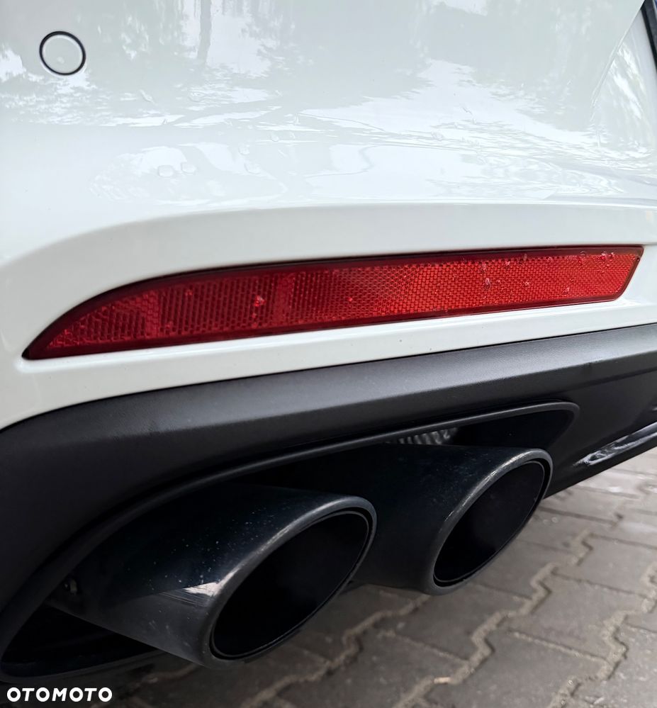 Porsche Panamera - 18