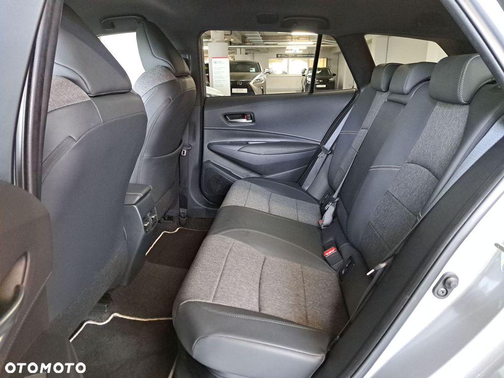 Toyota Corolla 1.8 Hybrid Style - 13