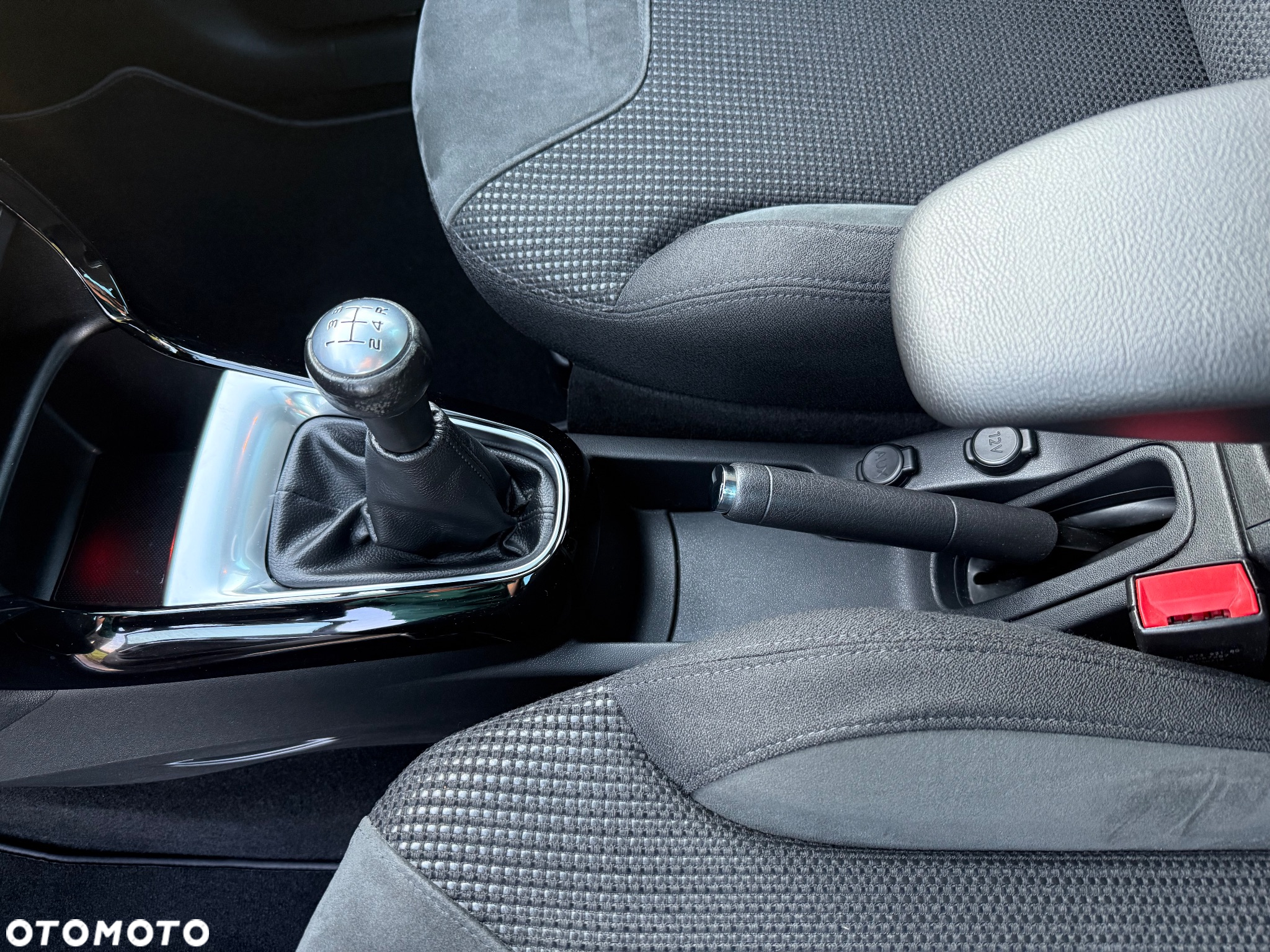 Citroën C3 VTi 120 Exclusive - 23