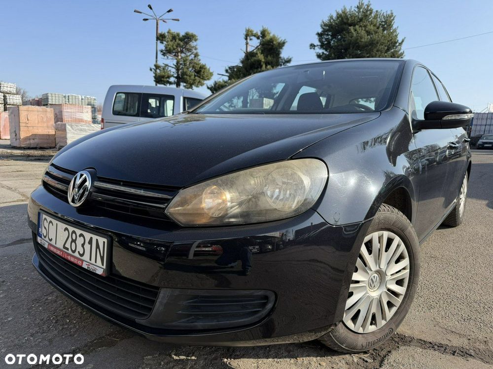 Volkswagen Golf - 2